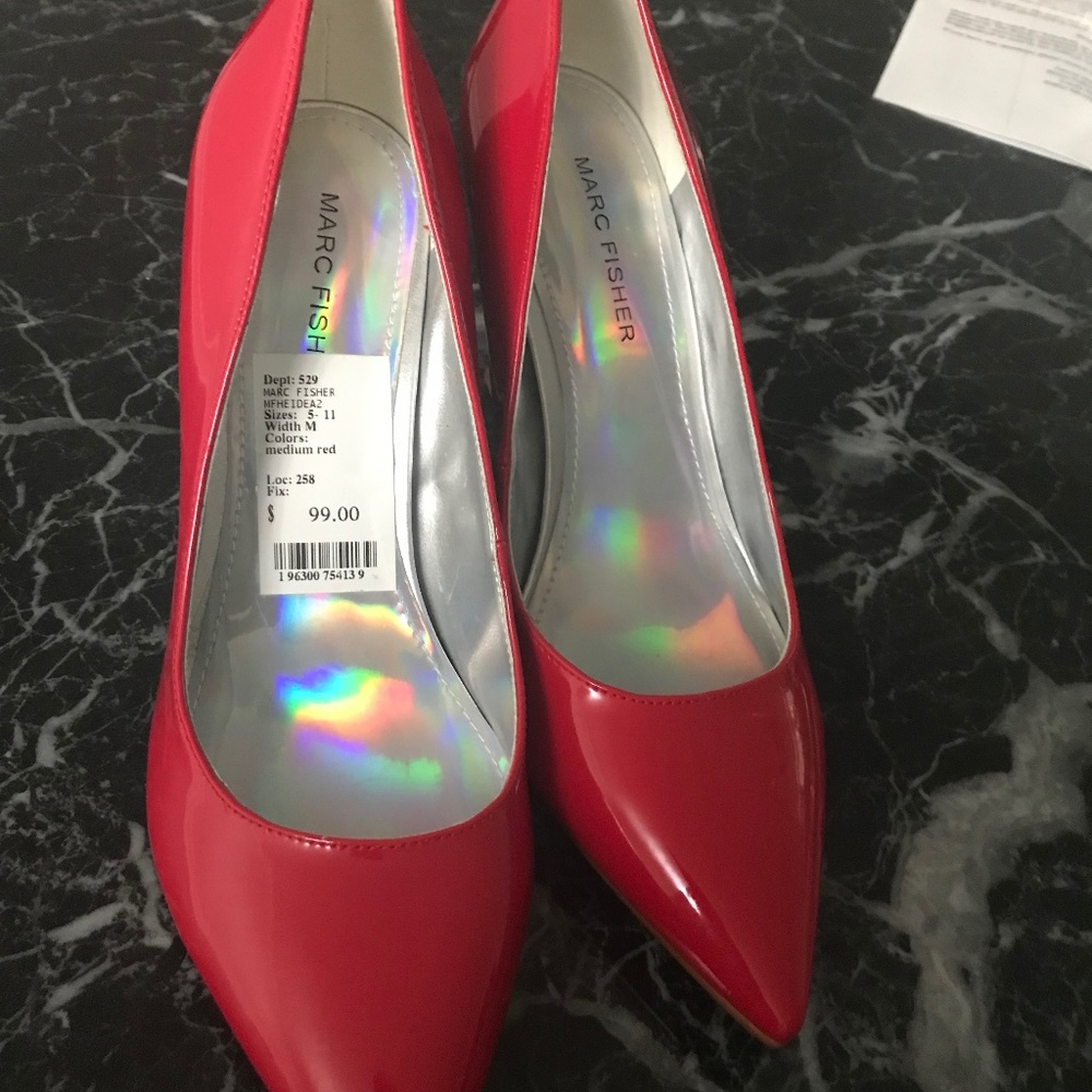 Women Pointed Toe Pump Shoes by Marc Fisher